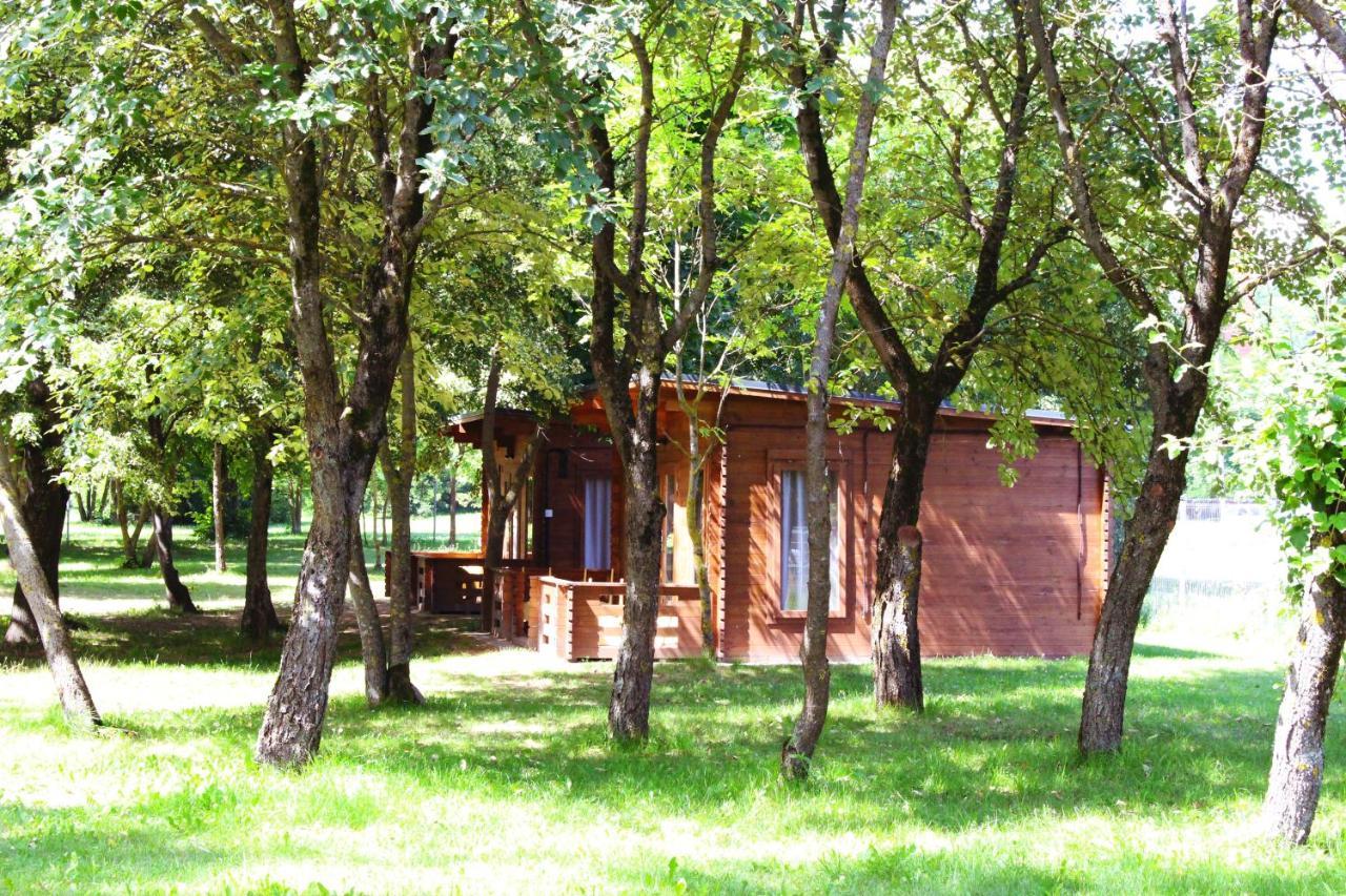Kaunas Camp Inn Buitenkant foto