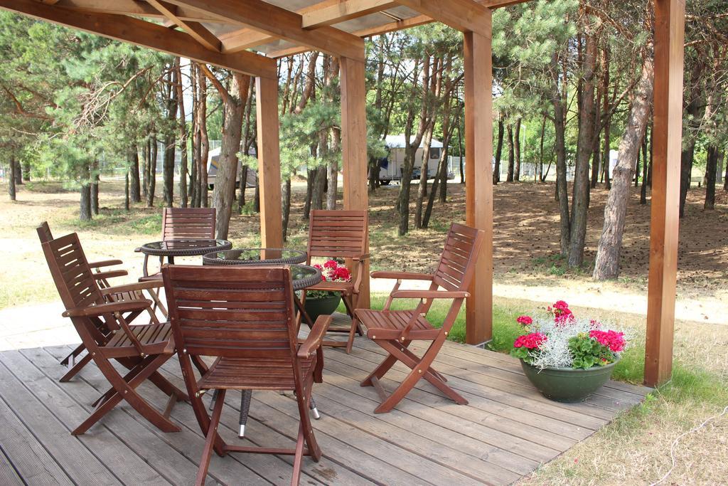 Kaunas Camp Inn Buitenkant foto